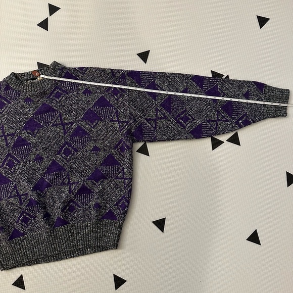 Vintage Grey and Purple Deco Knit Sweater - Picture 6 of 10